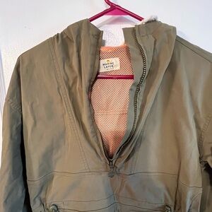 Marine Layer Tacoma Anorak Olive and pink Hooded pullover
